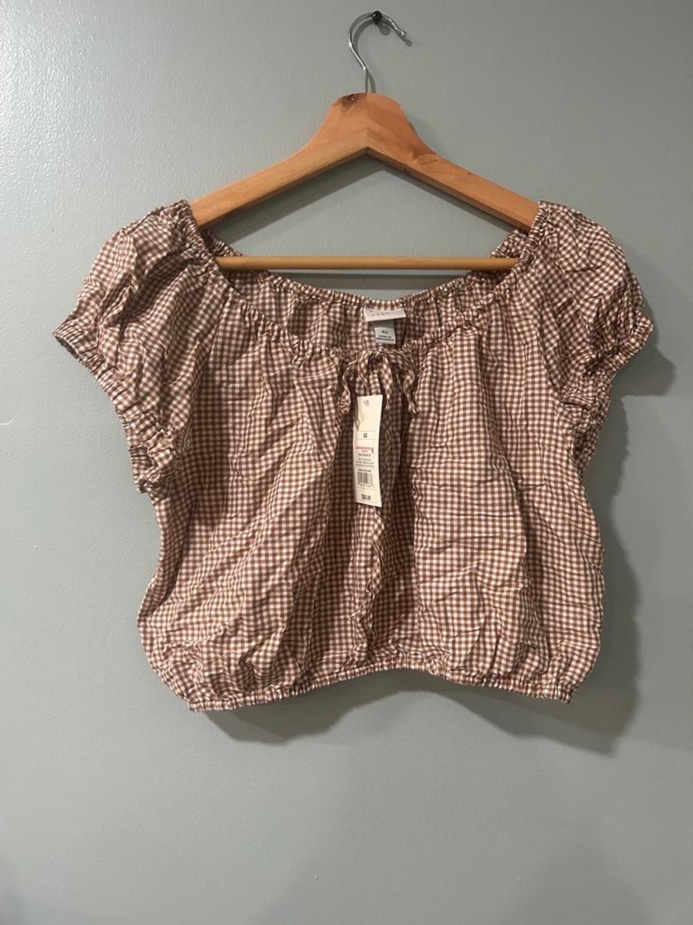 a new day Brown Gingham Puff Sleeve Crop Top with stretch measurements ⬇️ - Picture 3 of 6